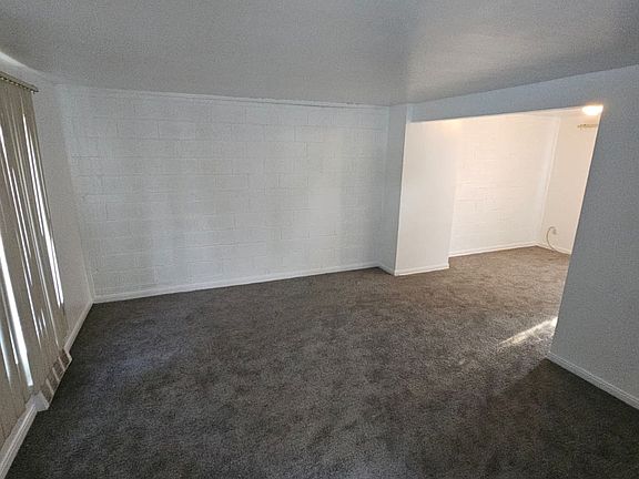 3rd image of 14565 Evergreen Rd