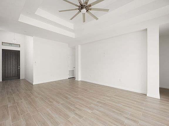 3rd image of 8620 Verbena Ln