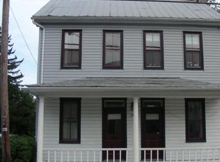 145 N Cedar St, Lititz, PA 17543