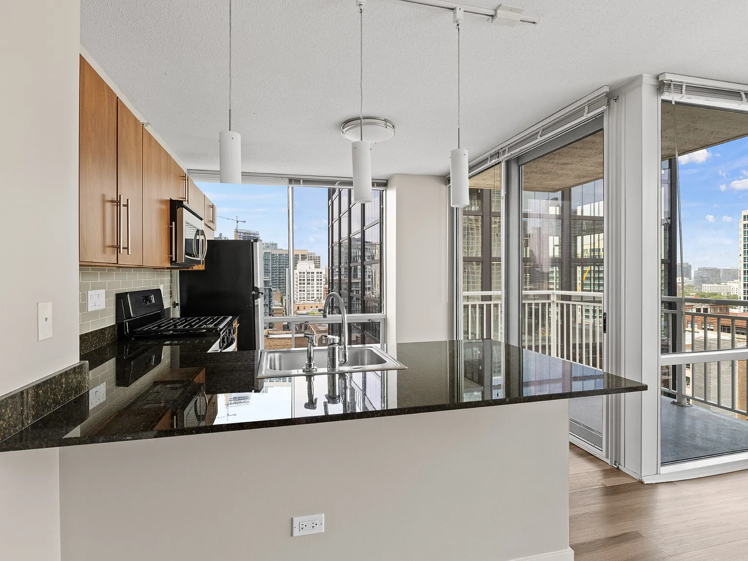 Flair Tower Apartments — Photo 2