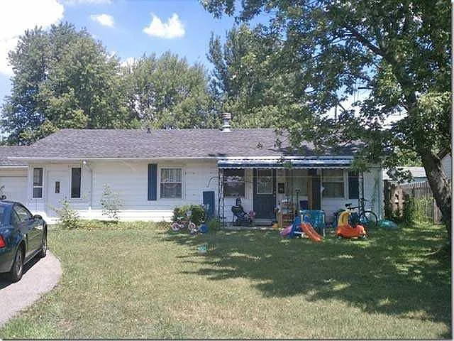 244 Parkview Dr photo 1