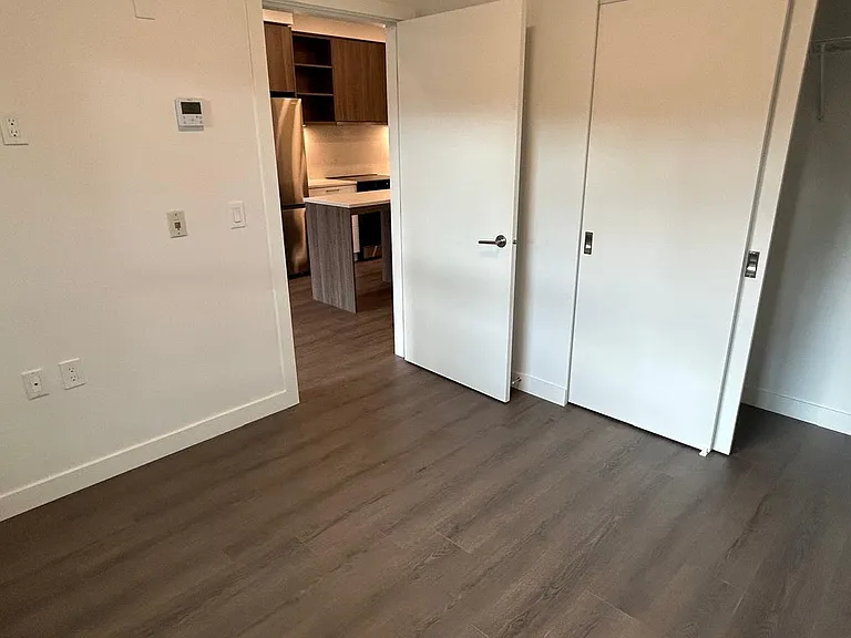 82 1st St #4XX — Photo 5