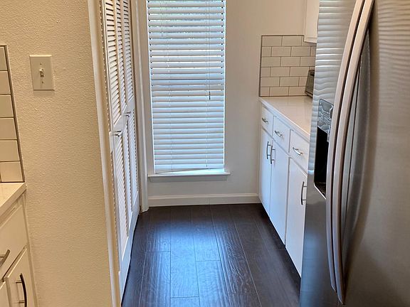 2nd image of 1101 Hollow Creek Dr APT 2202