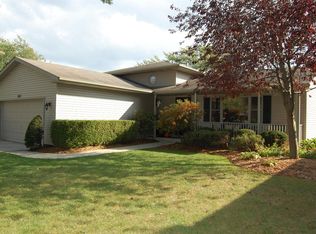 1001 70th Pl, Schererville, IN 46375