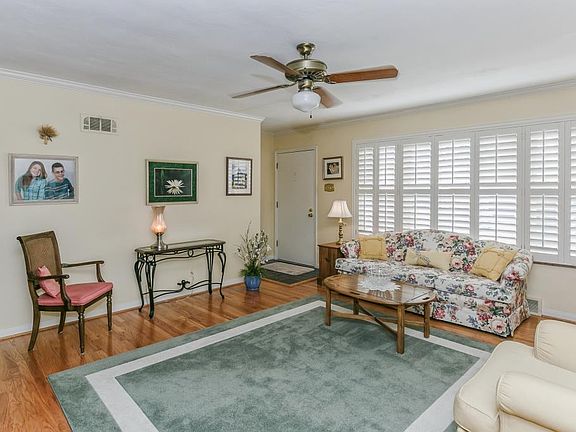4th image of 10713 E Grantview Dr