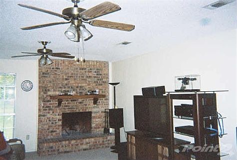 4th image of 3713 Memphis Ln