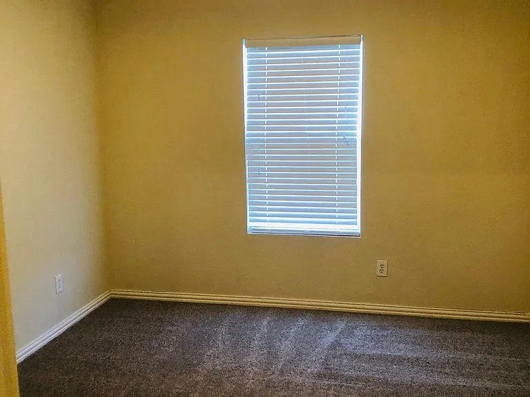 9605 Woodrow Wilson Dr — Photo 17