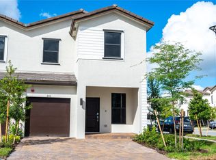 266 SW 159th Pl, Pembroke Pines, FL 33027