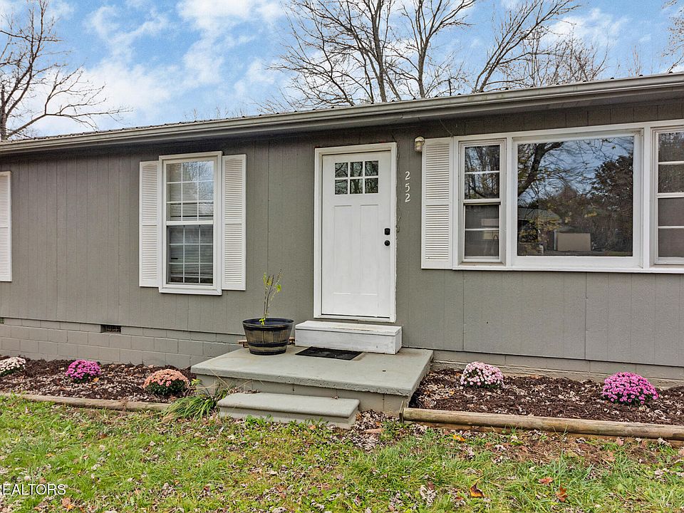 1st image of 252 Ivanhoe Ln