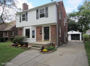 6820 Shenandoah Ave, Allen Park, MI 48101