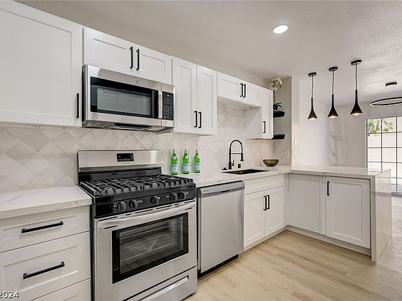 2nd image of 8464 Blue Island Ave