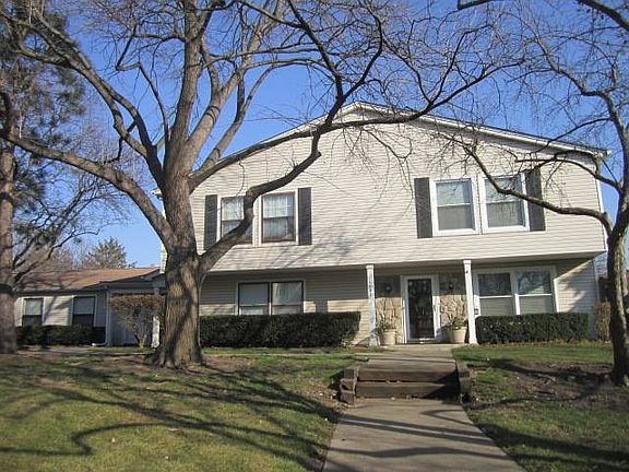 5th image of 1185 E Greenbriar Ln #8C