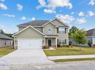 267 Alcott Cir, Hinesville, GA 31313