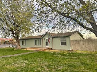 73 W Sunset Dr, Burbank, WA