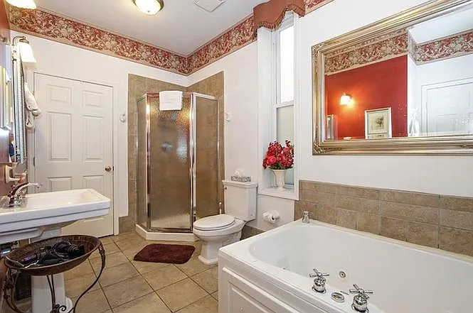 1252 N Greenview Ave #1M — Photo 2