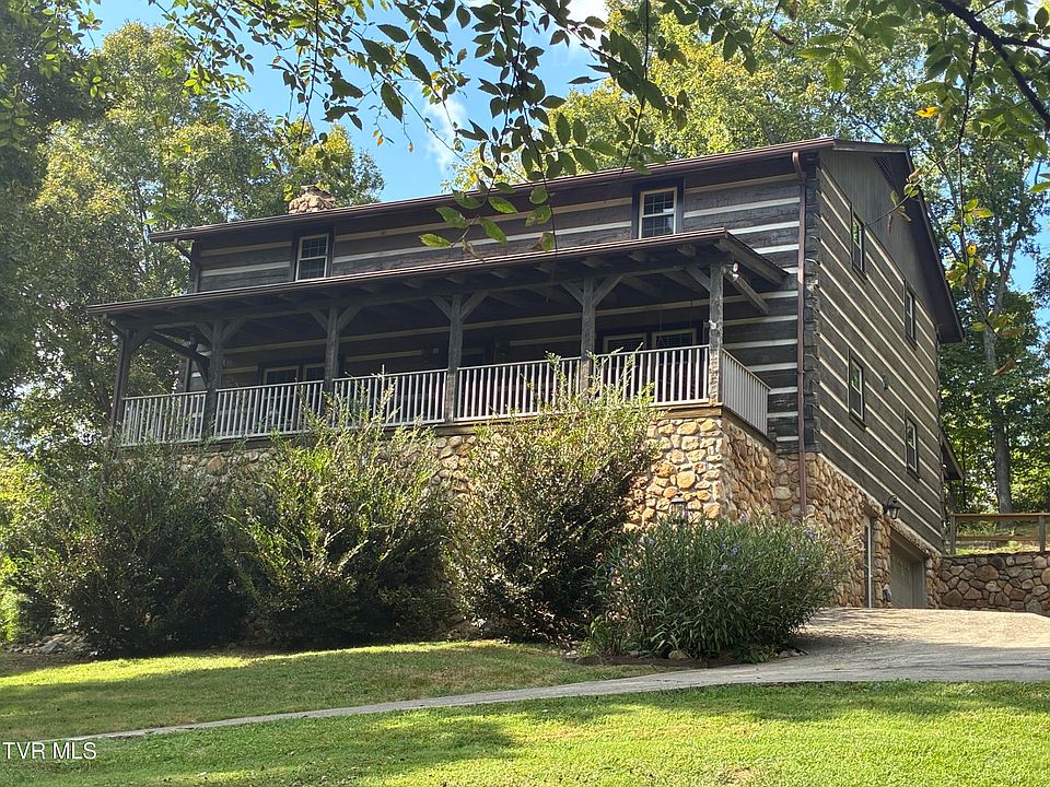 1st image of 375 Lick Hollow Rd