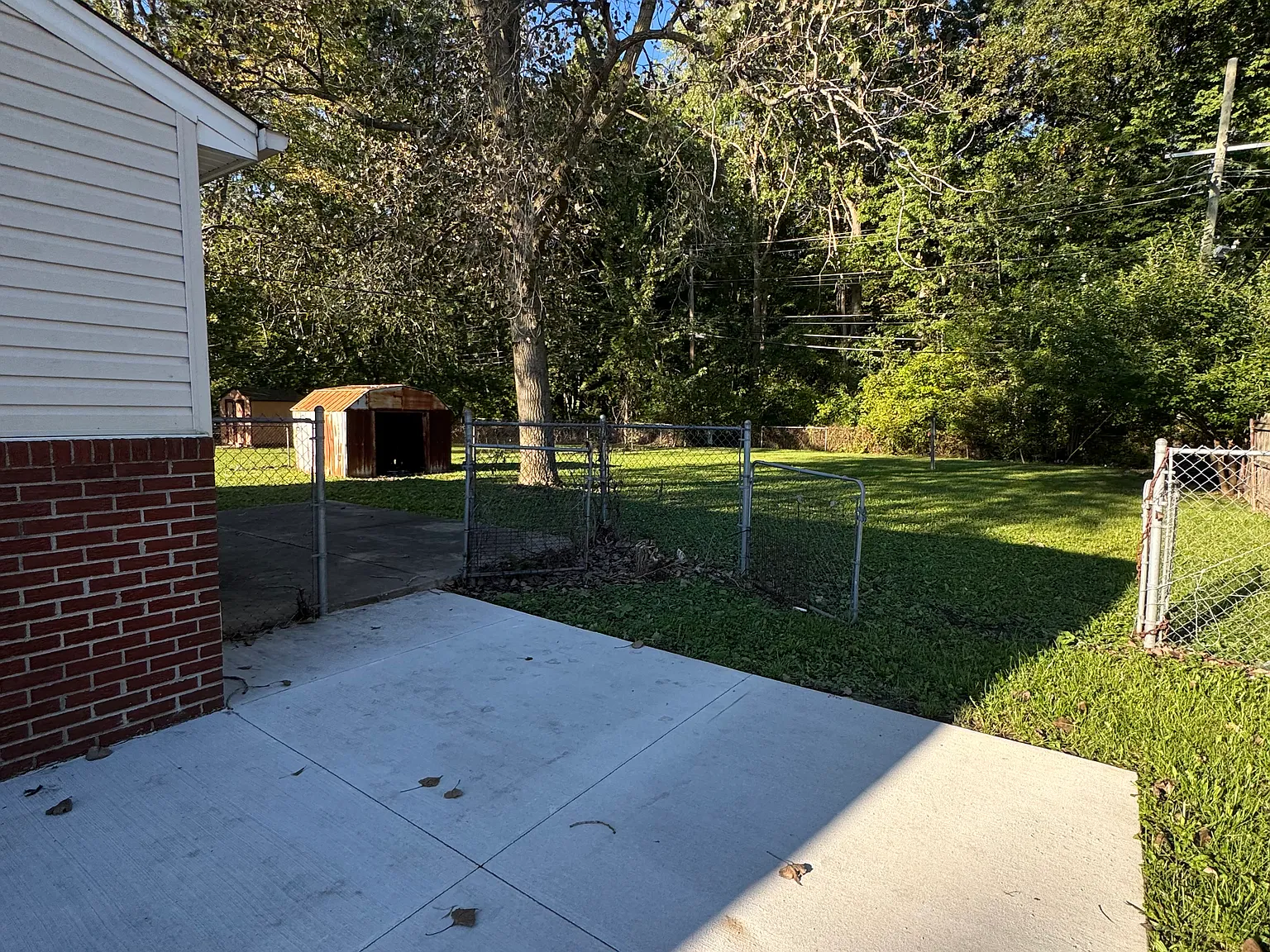 3 bed, 1.5 bath, 960 sqft, $1,650 — Photo 3