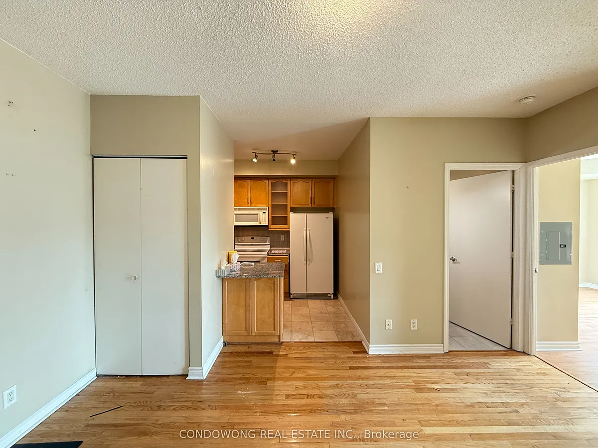 Building Photo - 60 Byng Ave #1101