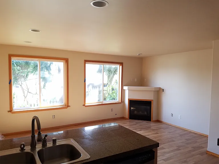 3222 Lombard Ave #C-1 — Photo 19