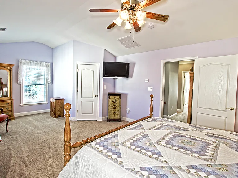 4083 Walnut Cove Cir — Photo 16
