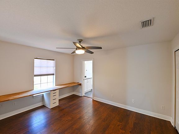 2nd image of 277 Valencia Cir
