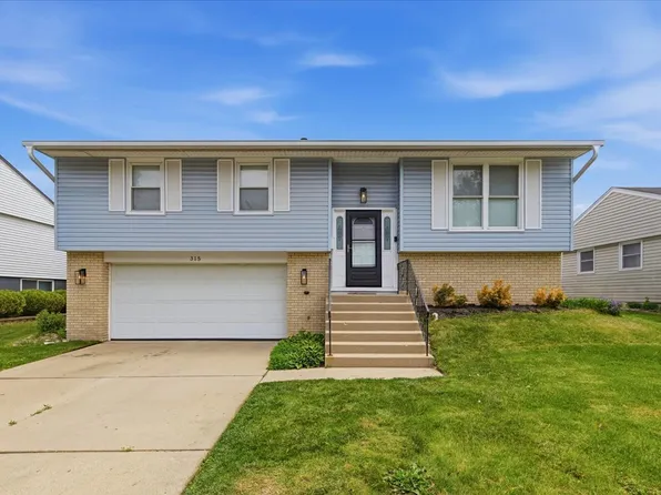 315 S Park Blvd, Streamwood, IL 60107