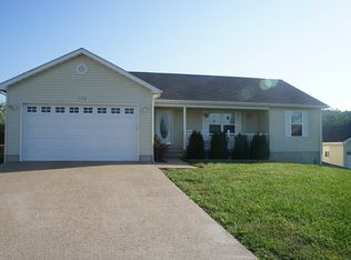 118 Sunset Ct, Farmington, MO 63640