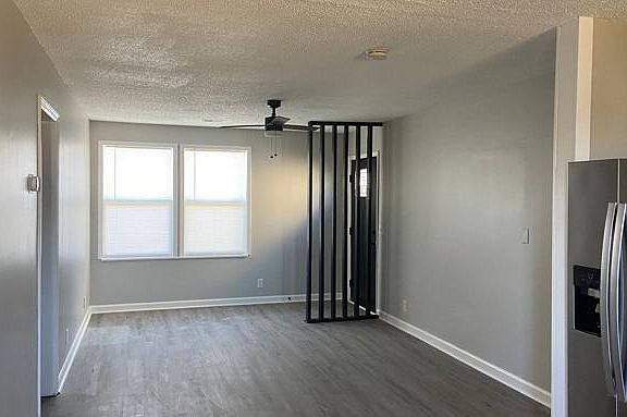 4th image of 425 Revels Dr