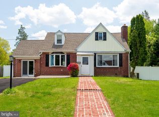 309 Candlewood Rd, Broomall, PA 19008