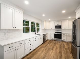 908 Brookgreen Dr, Cary, NC 27511