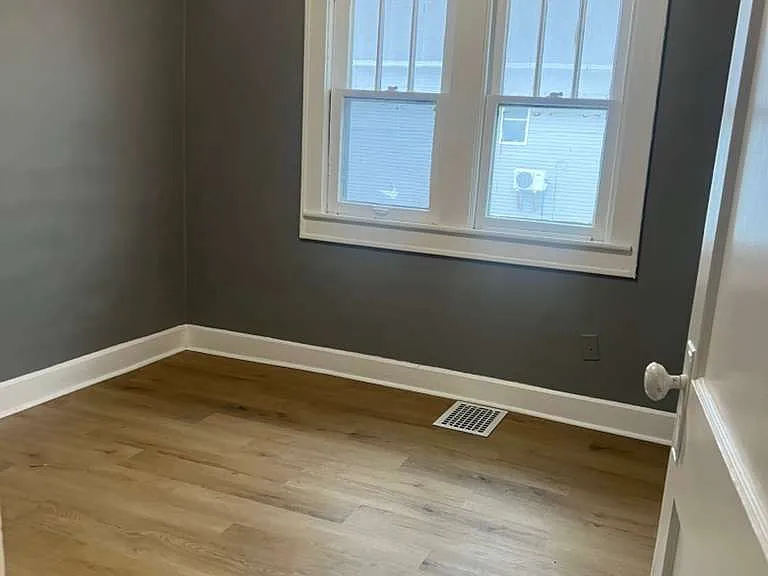 1254 S Belmont Ave — Photo 3
