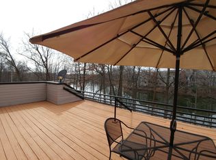 7209 N Lakeside Ct #5, Peoria, IL 61614