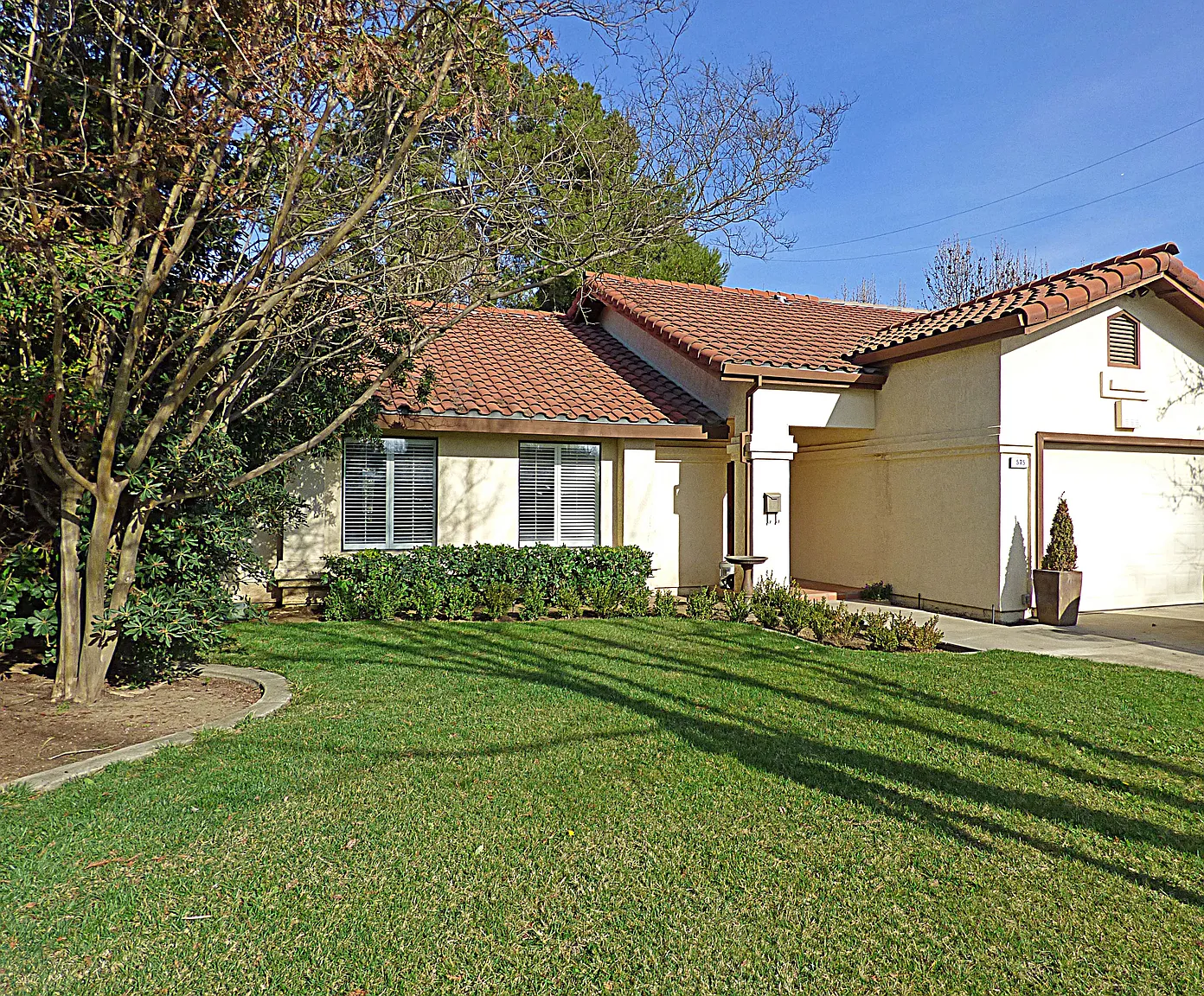 575 J St photo 1