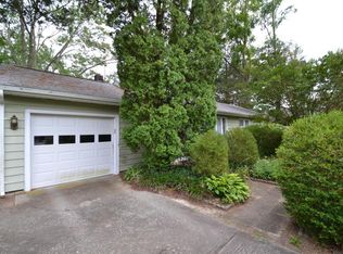 8 Oliver St, Toms River, NJ 08755