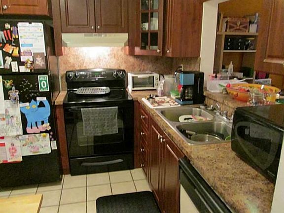 3rd image of 4142 NW 90th Ave APT 107