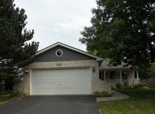 216 Buli Ln, Bolingbrook, IL 60490