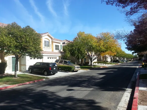 6517 Angel Mountain Ave, Las Vegas, NV 89130