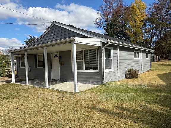 2nd image of 22 Dorset Dr