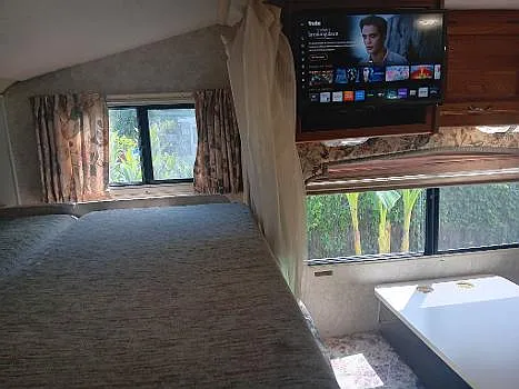 1 bed, 400 sqft, $1,100 — Photo 3