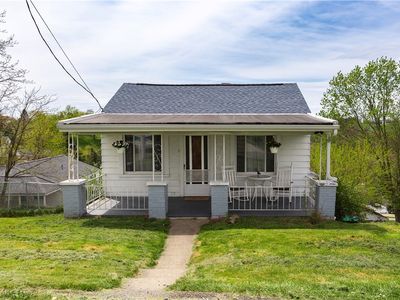 1678 Pierce St, Washington, PA, 15301