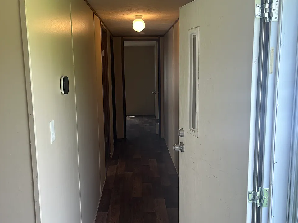 6801 Whiteridge