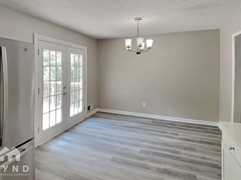 3798 Leach Rd — Photo 8