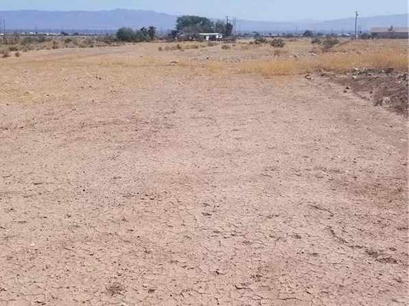 2468 Cedar Ave, Thermal, CA 92274