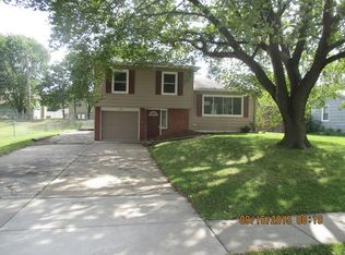 528 S Alta Ln, Olathe, KS 66061