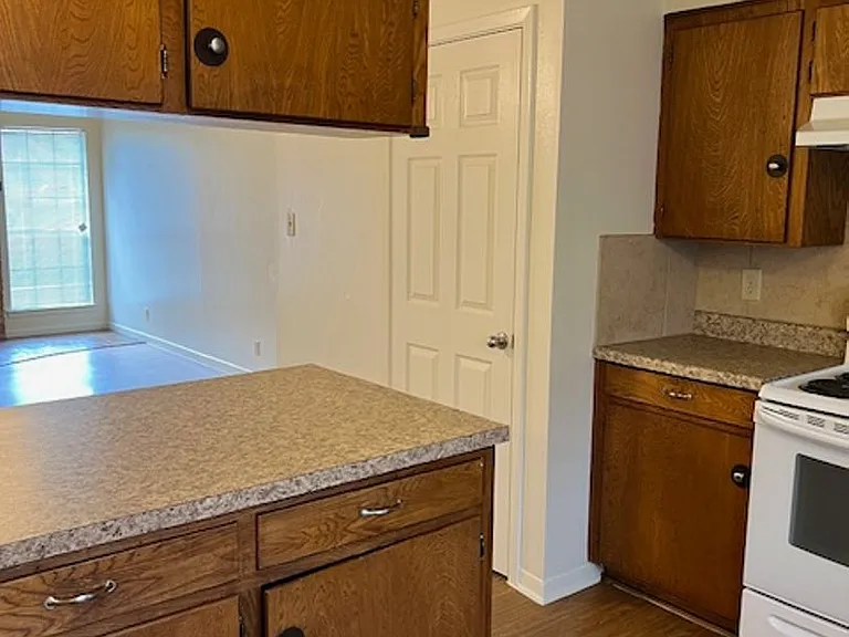 812 Ranch Rd — Photo 13