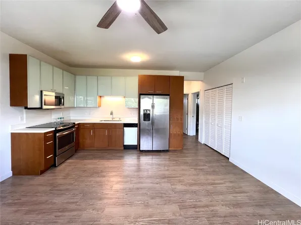 1310 Pensacola St APT 505, Honolulu, HI 96814