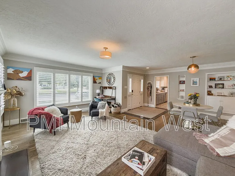2122 S 1800 E — Photo 22