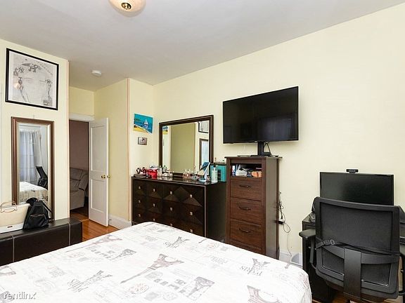 52 Percival St. #2 Boston (Dorchester) Shared Unit Photo 4