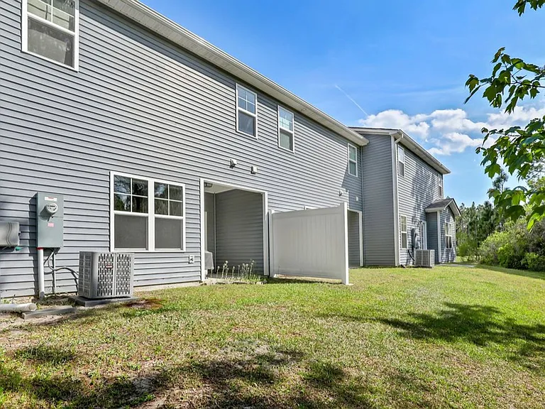 424 Guppy Loop — Photo 29