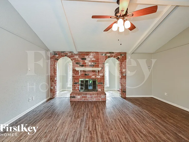 13706 Oleoke Ln — Photo 4